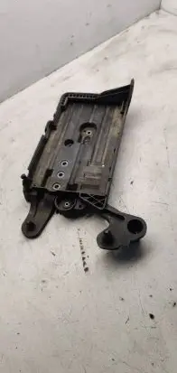 Volkswagen PASSAT B8 Battery tray 5q0915321h
