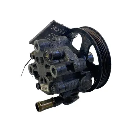 Toyota RAV 4 (XA20) Power steering pump