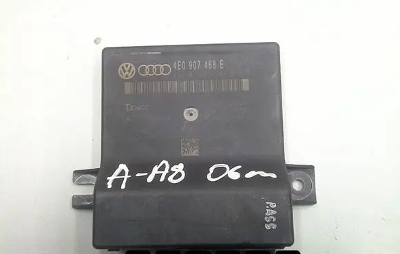 Audi A8 S8 D3 4E Engine control unit/module 4E0907468E