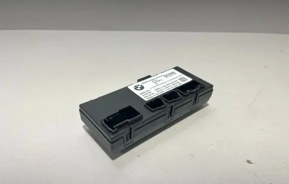 BMW X5 G05 Tailgate/trunk control unit/module 5A74B10 5B529E4