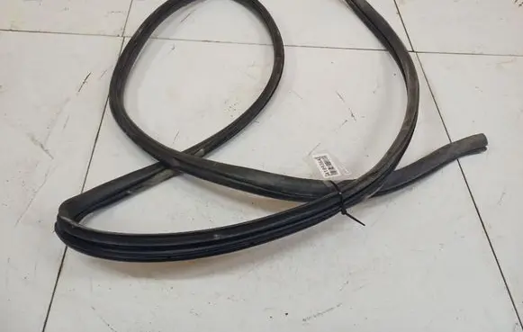 Mazda Premacy Rubber seal rear door 