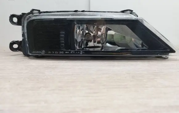 Volkswagen Tiguan Front fog light 5NL941699 10472050000 500000002139456