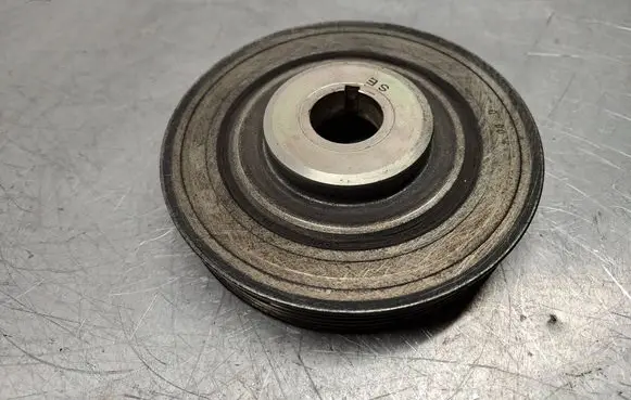 Ford Galaxy Crankshaft pulley 