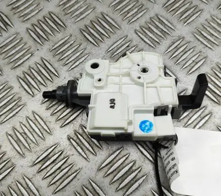 Toyota Prius xw60 Fuel tank cap lock 7703012010