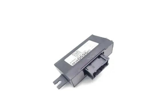 DS Automobiles 9 Door control unit/module 9838069680