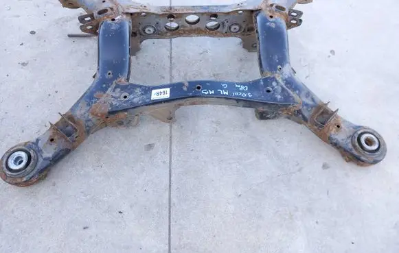 Mercedes-Benz ML W164 Rear subframe P009T24529394