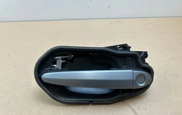 BMW X3 E83 Front door exterior handle 7034451