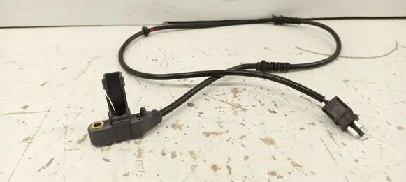 Mercedes-Benz E W124 Brake pads wear sensor 1245406807 2015452228 A1245406807