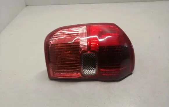 Toyota RAV 4 (XA20) Rear/tail lights