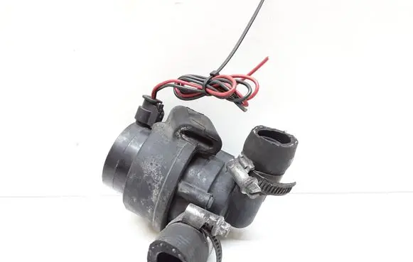 Volvo XC60 Electric auxiliary coolant/water pump 31332380