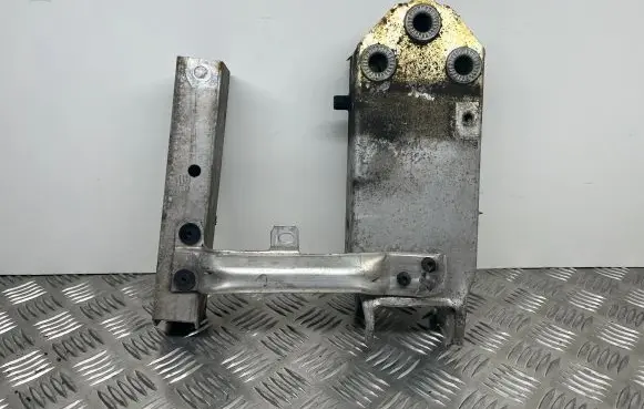 BMW 5 F10 F11 Front bumper shock/impact absorber 7158893 715889307