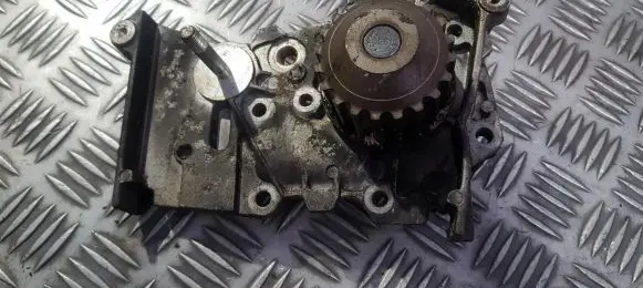 Renault Laguna II Water pump