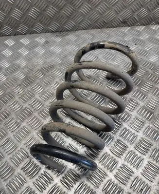 Volvo XC90 Rear coil spring 