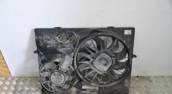 Audi Q7 4L Radiator cooling fan shroud 7L0121203G 0130706809