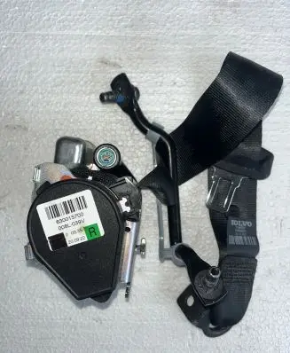 Volvo XC90 Third row seat belt 31484584