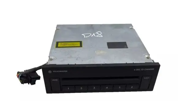 Volkswagen Touran I CD/DVD changer 1T0035110A