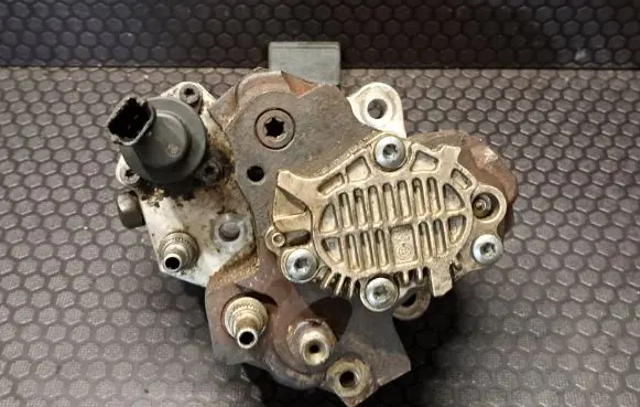 Renault Espace - Grand espace IV Fuel injection high pressure pump 0445010033 8200613055A