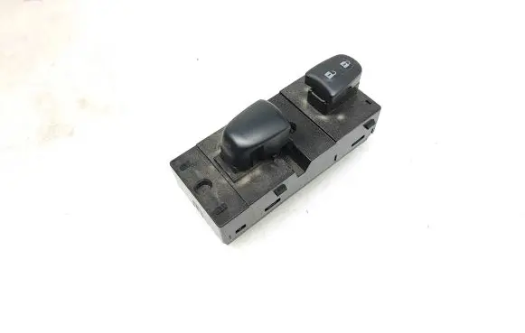 Nissan Leaf I (ZE0) Electric window control switch 254111KA5A