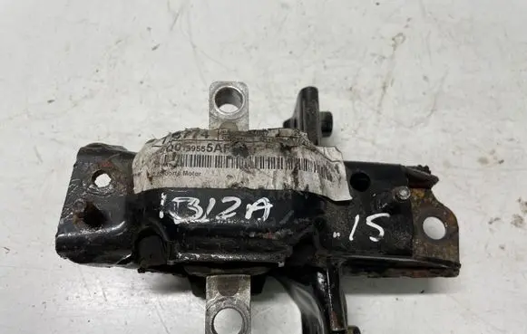 Seat Ibiza IV (6J,6P) Engine mount bracket 6Q0199555AR