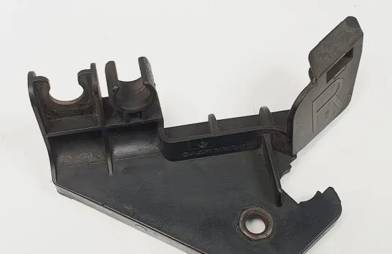 Mercedes-Benz GLK (X204) ABS pump bracket A2045461243