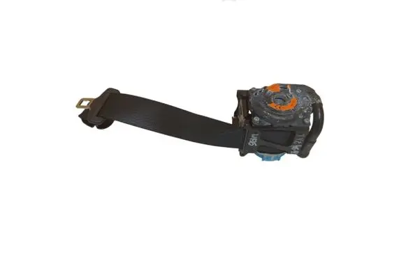 Mercedes-Benz A W176 Rear seatbelt 307492399228