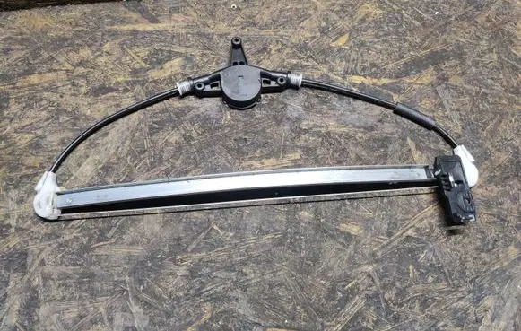 Mazda 3 II Rear window lifting mechanism without motor 0E07