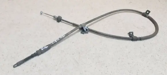 Handbrake/parking brake wiring cable