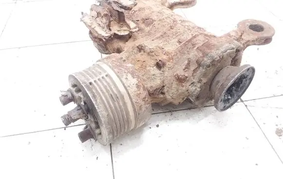 Volkswagen Transporter - Caravelle T4 Rear differential AYB 02B355A