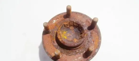 Mazda 5 Rear wheel hub 3n612c299a 3n61-2c299-a