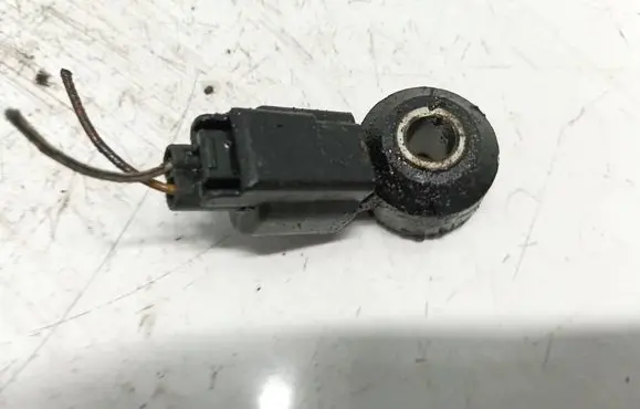 Ford Mondeo Mk III Detonation knock sensor 