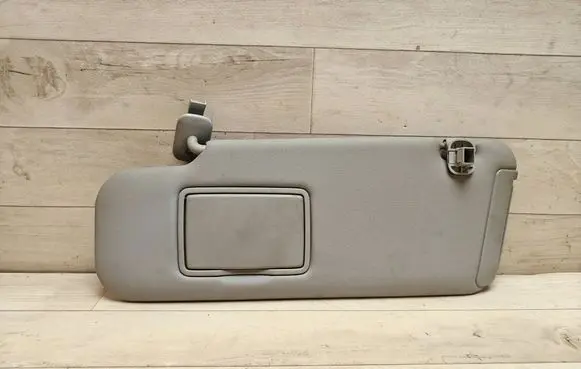 Mazda CX-7 Sun visor