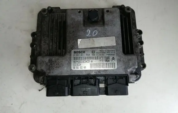 Peugeot 207 Engine control unit/module 9656162180 0281011560