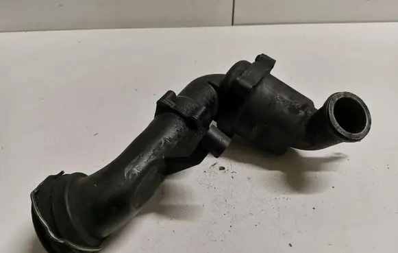 Mercedes-Benz S W220 Turbo air intake inlet pipe/hose A6481400287