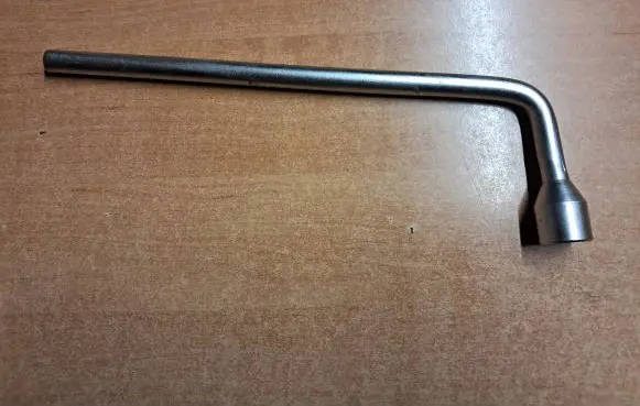 Mercedes-Benz SL R107 Wheel nut wrench 1205810246