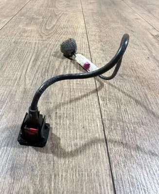 Mercedes-Benz E C207 W207 USB socket connector A1728200515