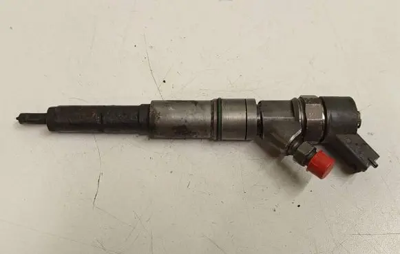 BMW X5 E53 Fuel injector 7785984 0445110047