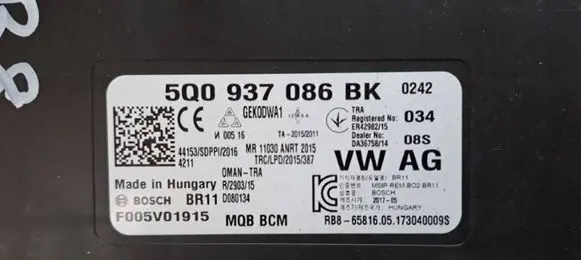 Volkswagen PASSAT B8 Engine ECU kit and lock set 5Q0937086BK F005V01915 BR110080134