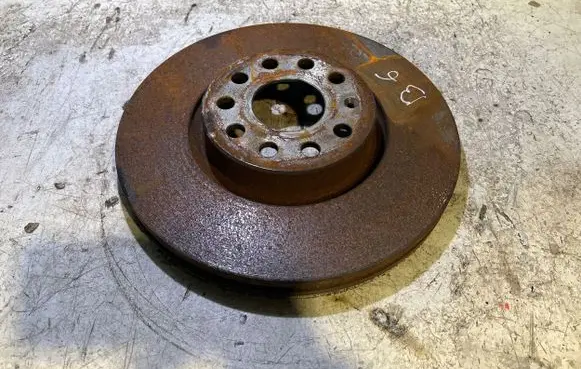 Volkswagen PASSAT B6 Front brake disc
