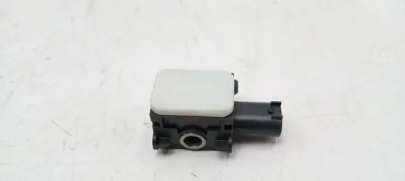 Mercedes-Benz ML W164 Airbag deployment crash/impact sensor 0038202826