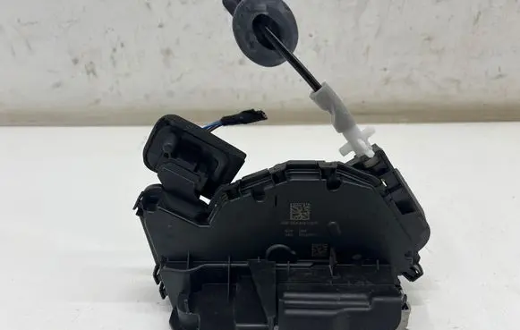 Cupra Leon Rear door lock 5TA839016P