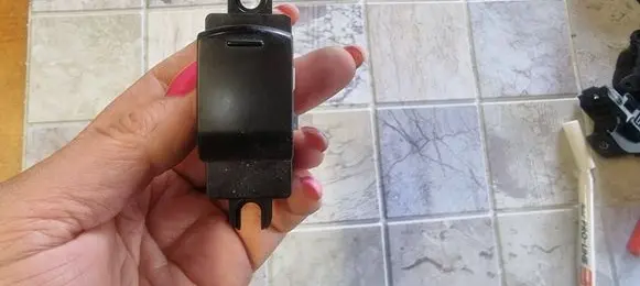 Nissan Primera Electric window control switch 8820Z