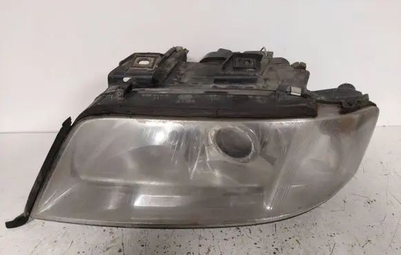Audi A6 S6 C5 4B Headlight/headlamp 15381301