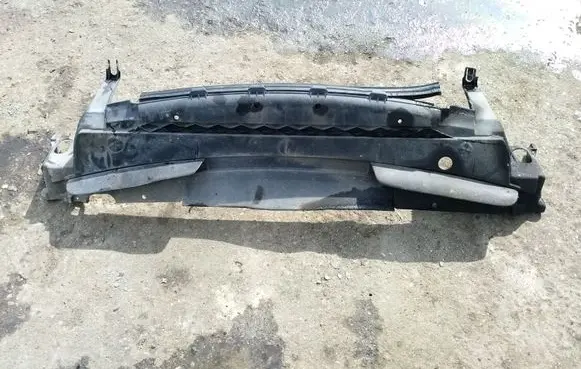 Volvo V70 Front underbody cover/under tray 