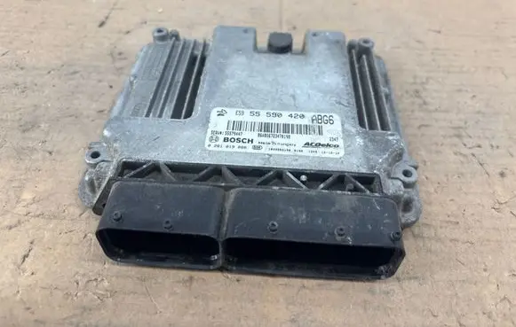 Opel Astra K Engine control unit/module 55590420 55579447 0281019088