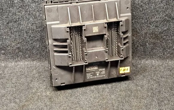 Volkswagen Transporter - Caravelle T5 Comfort/convenience module 7H0937090B