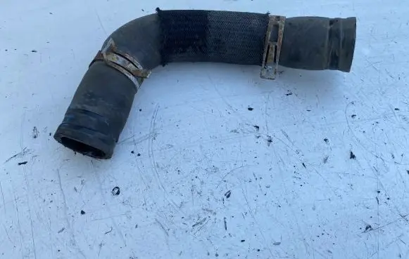 Toyota RAV 4 (XA30) Engine coolant pipe/hose