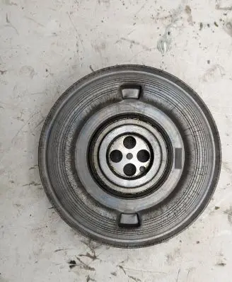 BMW 2 F46 Crankshaft pulley 8687695