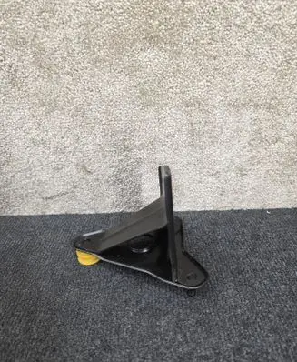 Skoda Octavia Mk4 ABS pump bracket 5Q2614235L