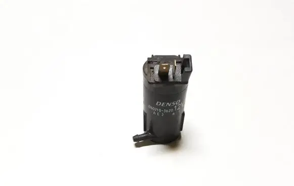 Suzuki XL7 I Windscreen/windshield washer pump 0602103620
