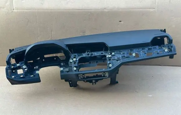 Audi Q3 F3 Dashboard 83B857001 83B857033